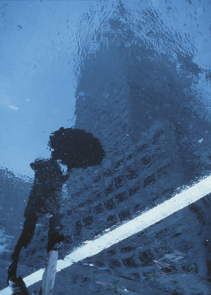 Swinging in the rain (from the series New York Blues) - Poster / Art Print