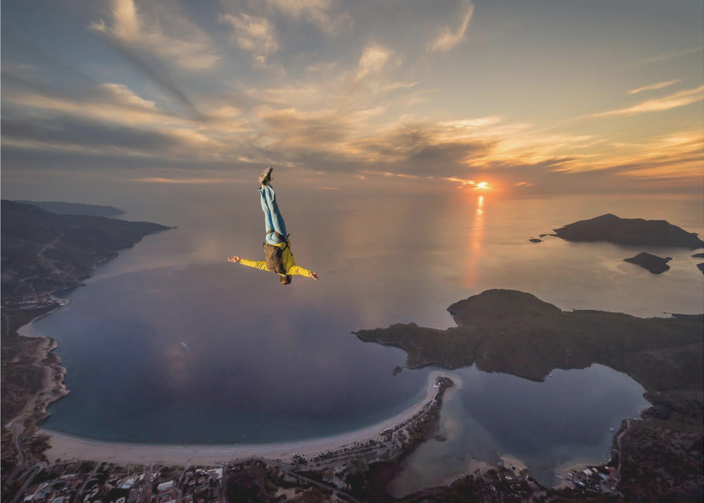 Freefalling with Guillaume Galvani - Poster / Art Print
