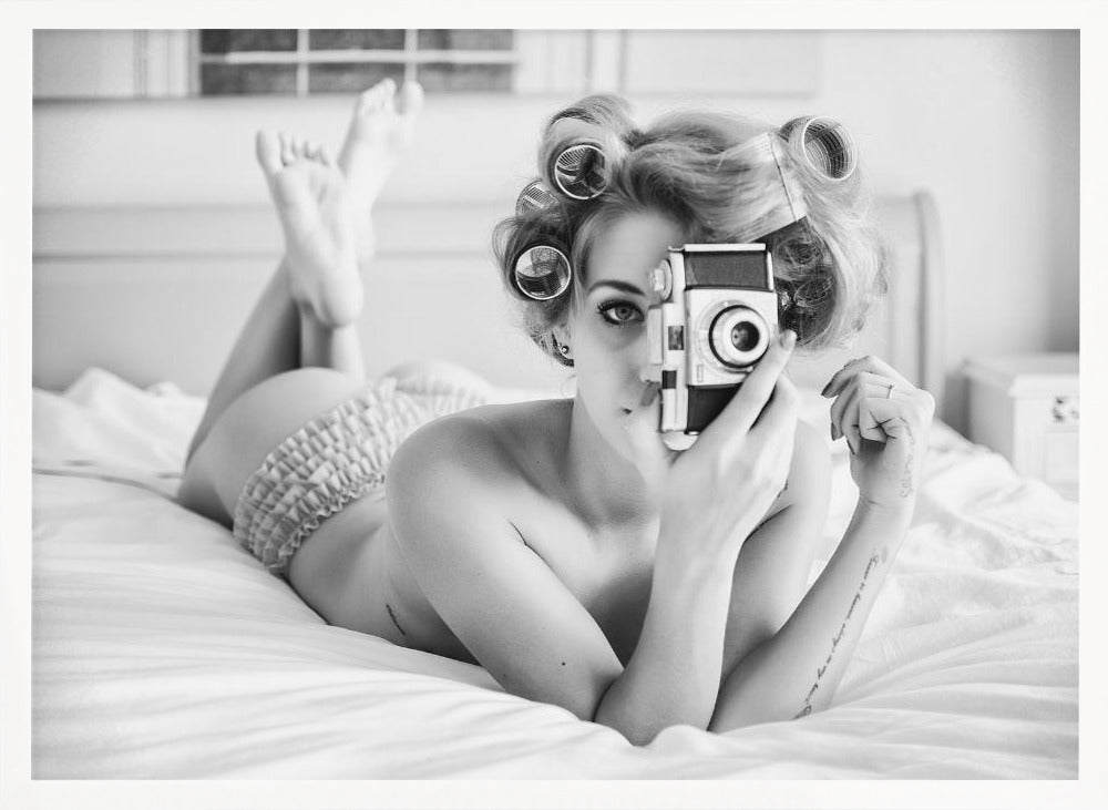 A chick, a click, and a curl - Poster / Art Print