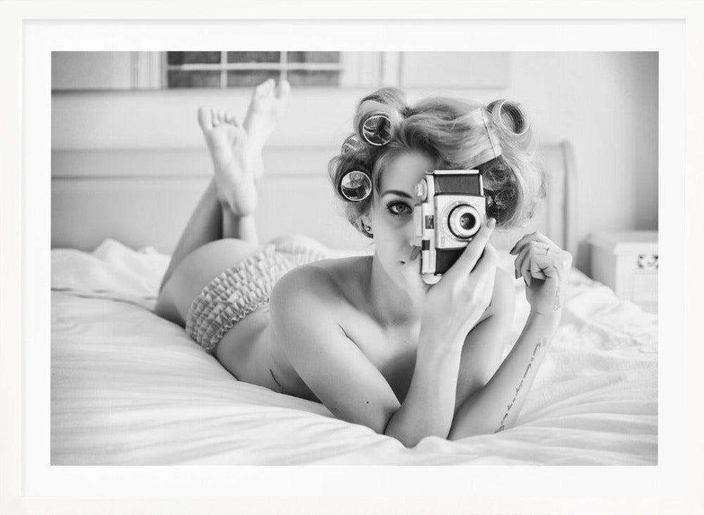 A chick, a click, and a curl - Poster / Art Print