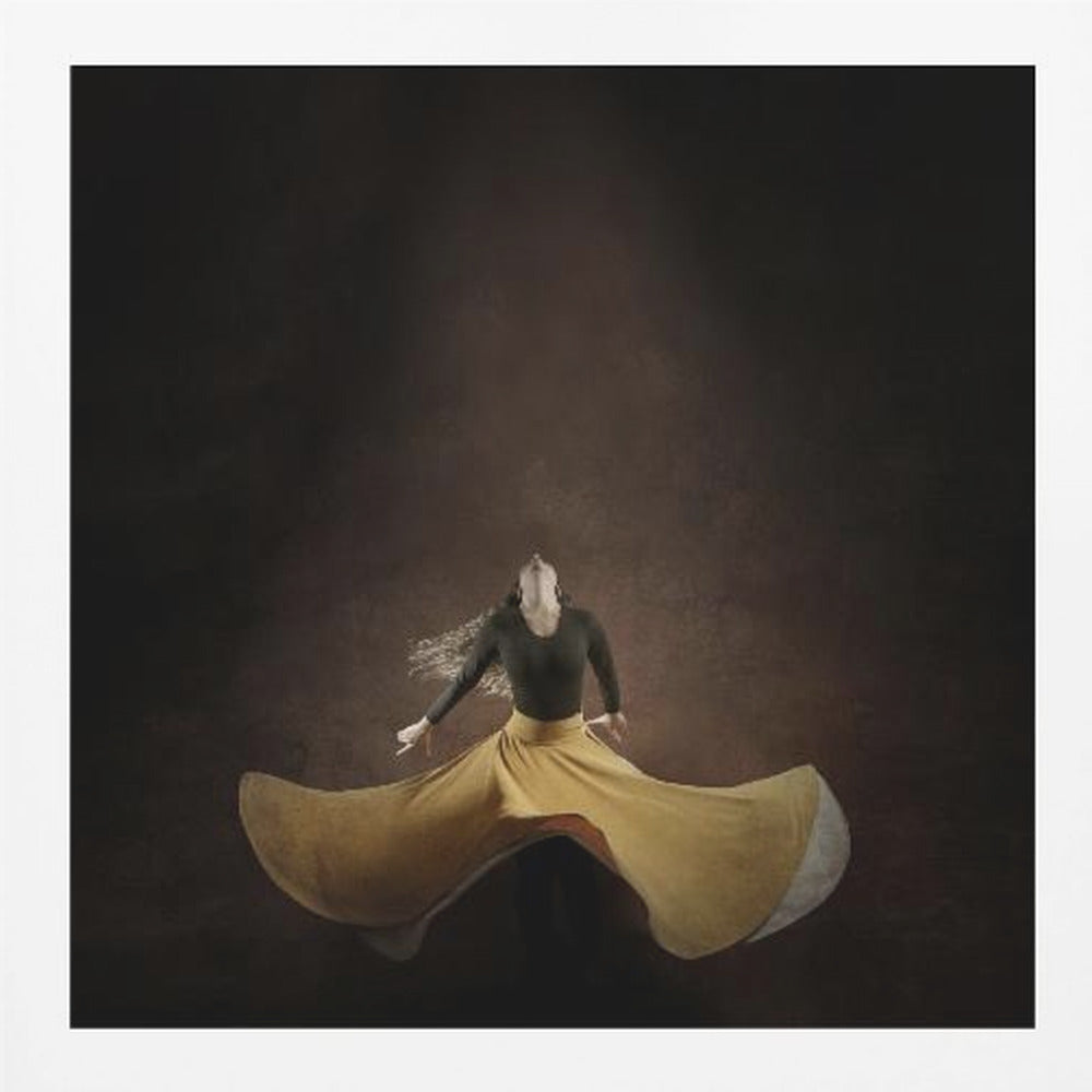 Iranian Dancer - Poster / Art Print
