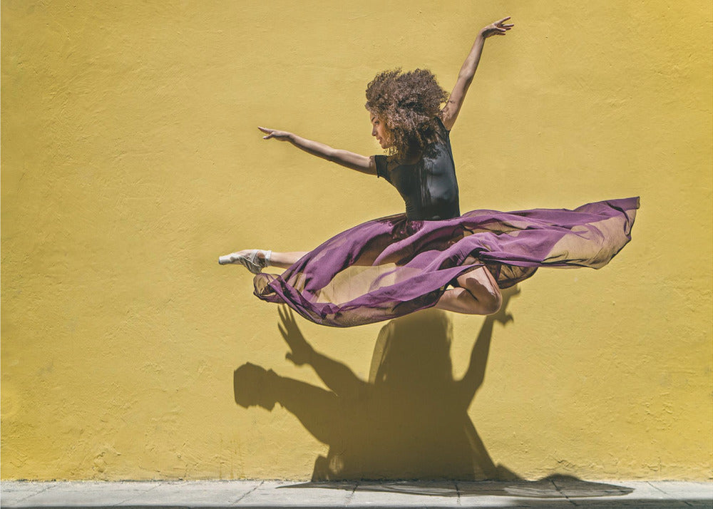 Brenda jumping - Poster / Art Print