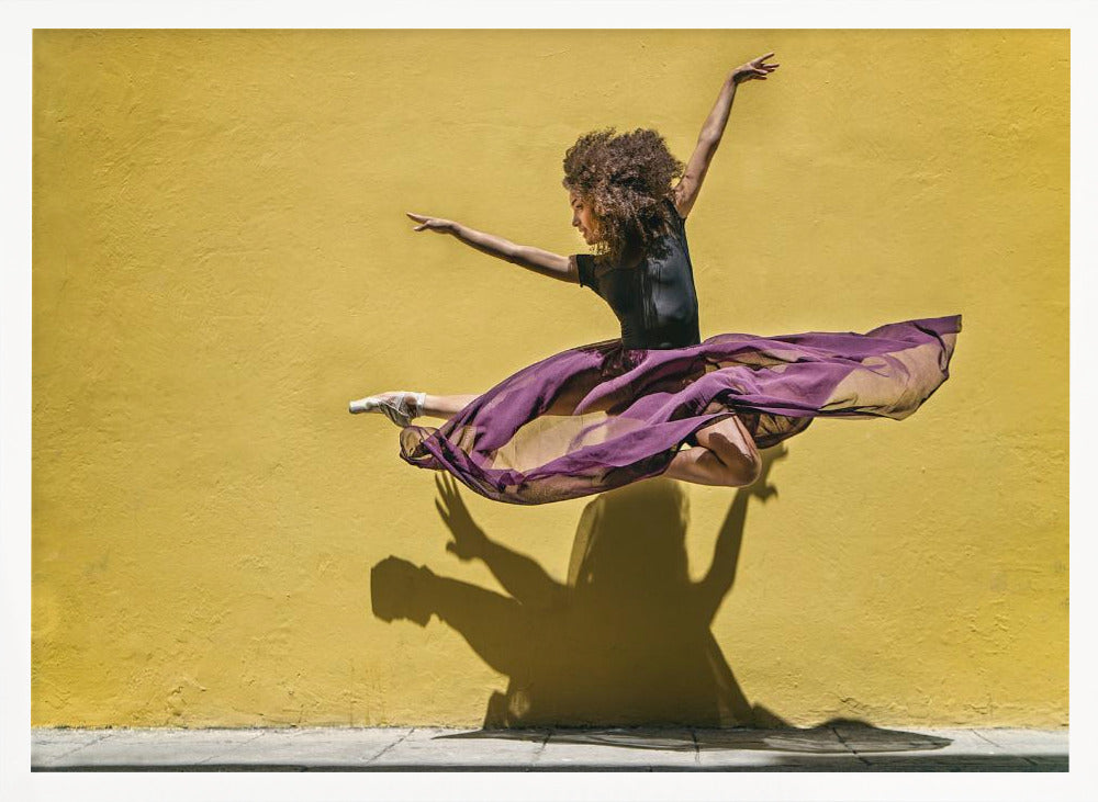 Brenda jumping - Poster / Art Print