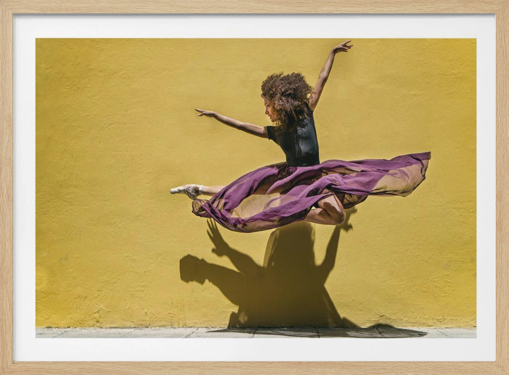 Brenda jumping - Poster / Art Print