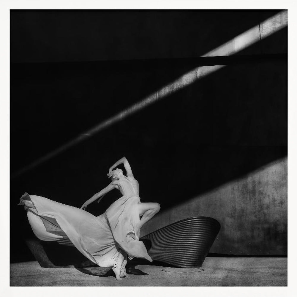 Dancing with the light - Poster / Art Print
