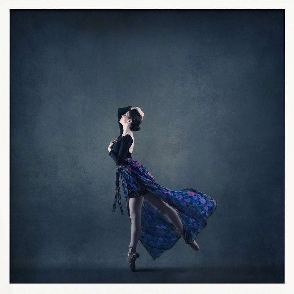 The girl & dance - Poster / Art Print