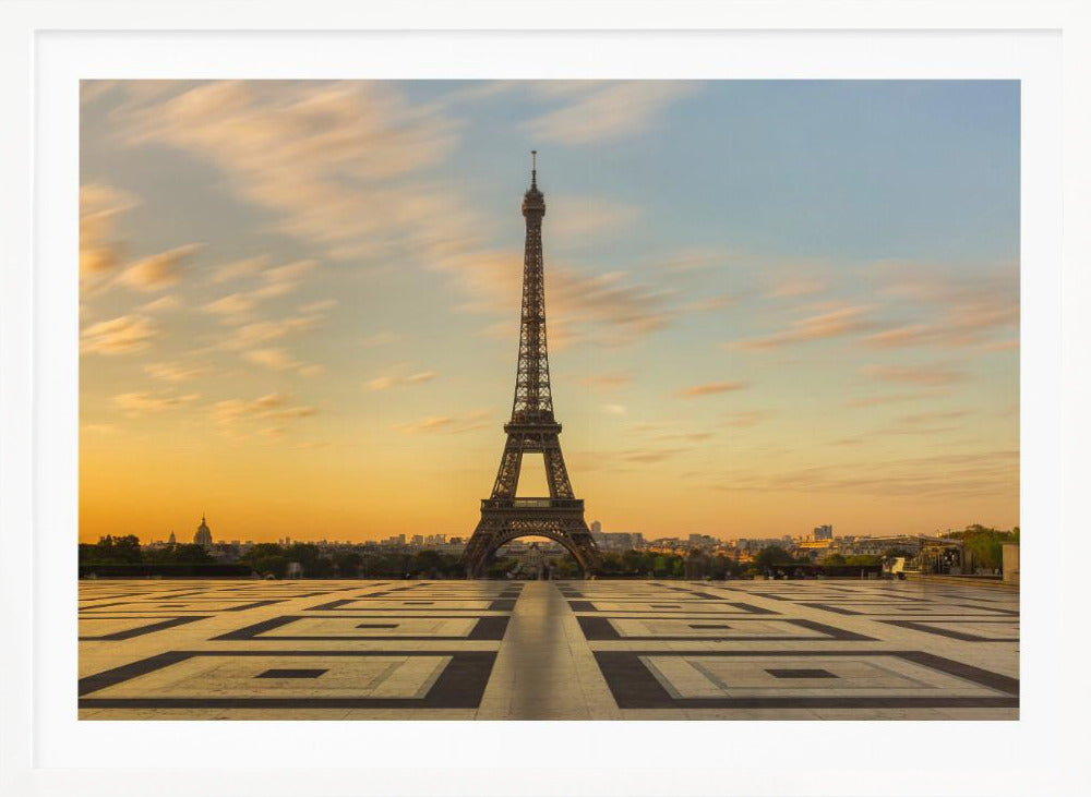AMANECER EN TROCADERO - Poster / Art Print
