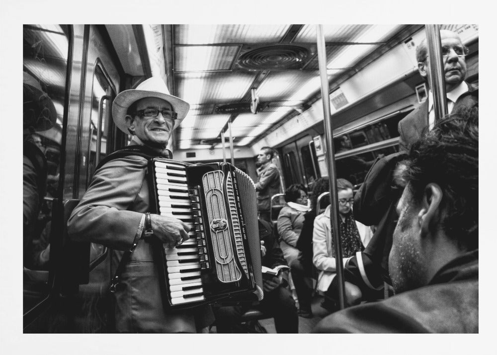 Music on the subway - Poster / Art Print