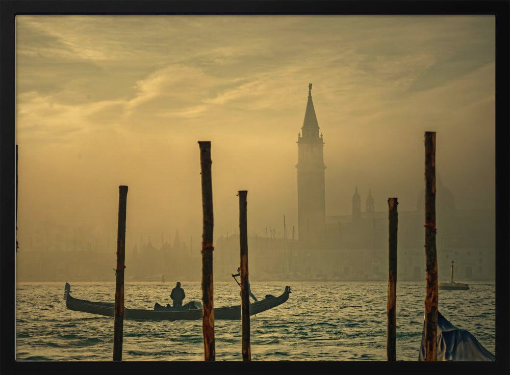 Gondola in the mist - Poster / Art Print