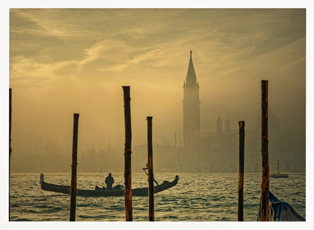 Gondola in the mist - Poster / Art Print