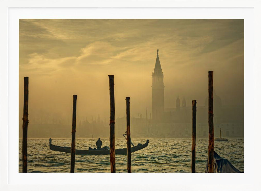 Gondola in the mist - Poster / Art Print