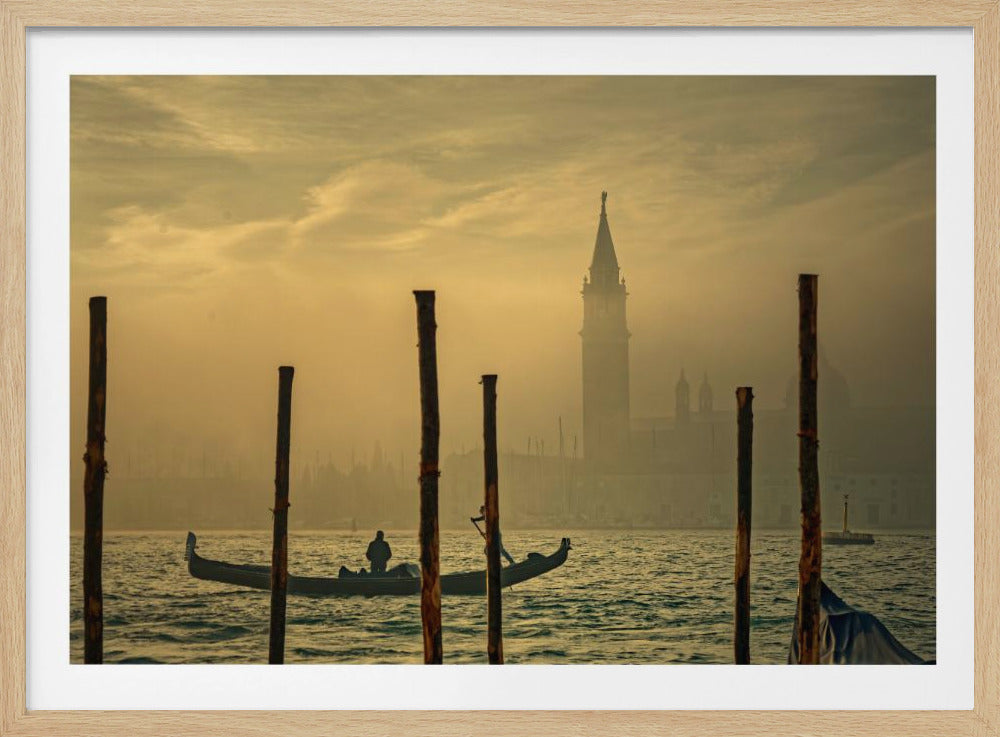 Gondola in the mist - Poster / Art Print