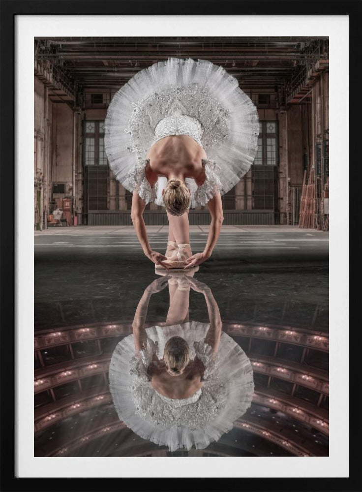 BallerinaStage - Poster / Art Print