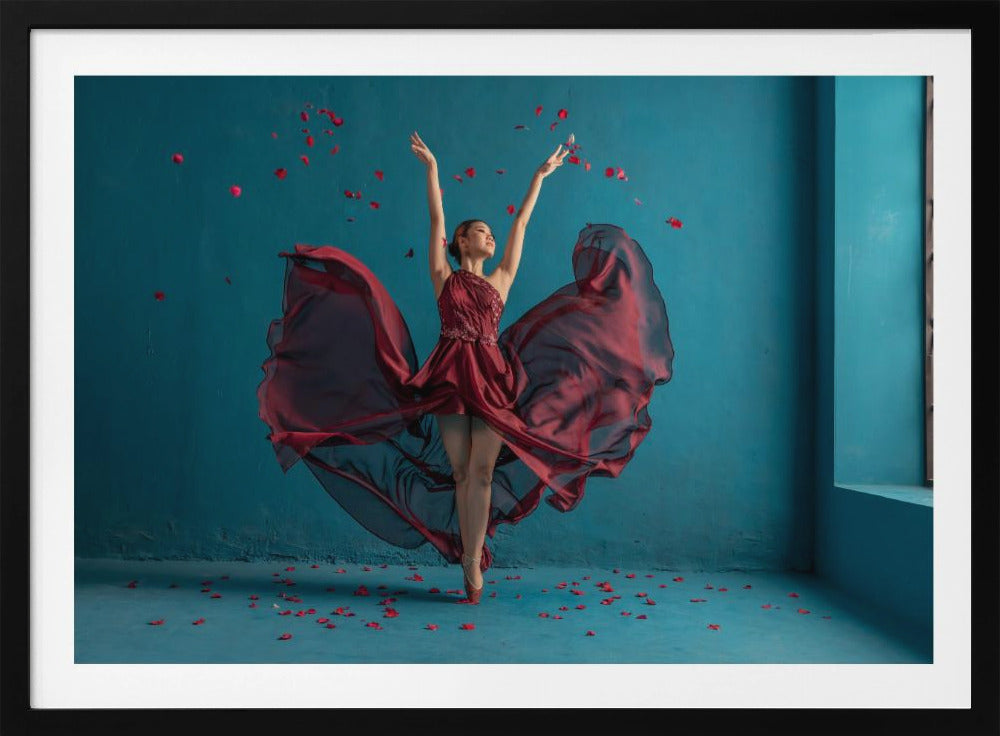 Olivia Performance - Poster / Art Print