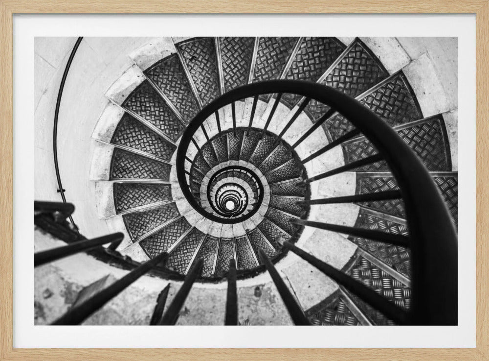 Inside the Arc de triomphe de l'Étoile - Poster / Art Print