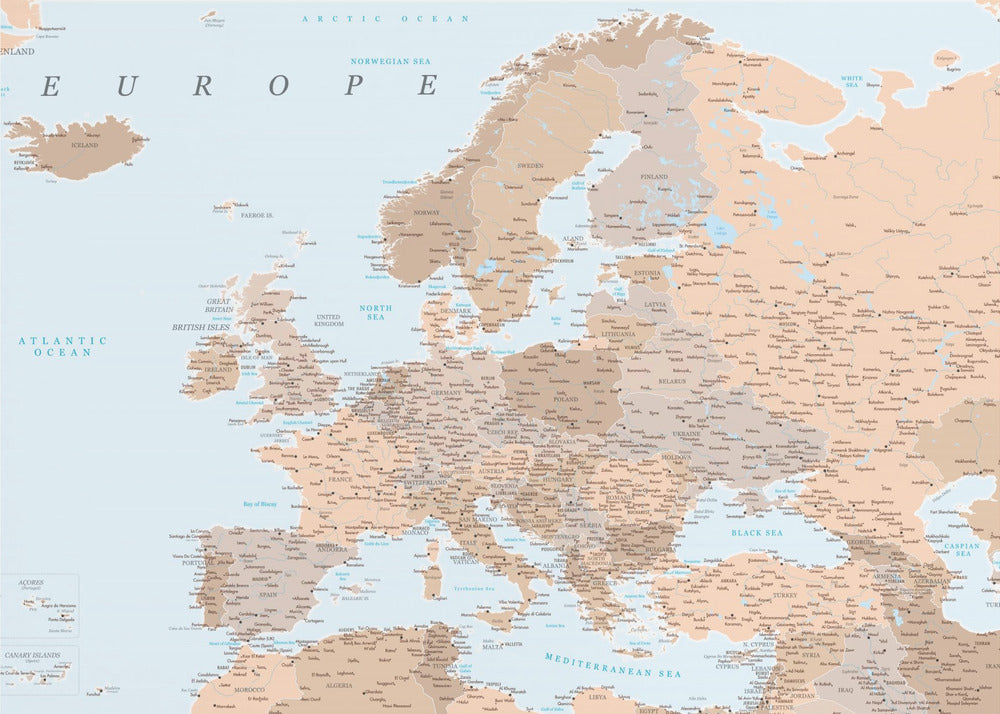 Neutral detaljerad karta av Europa - Poster / Art Print