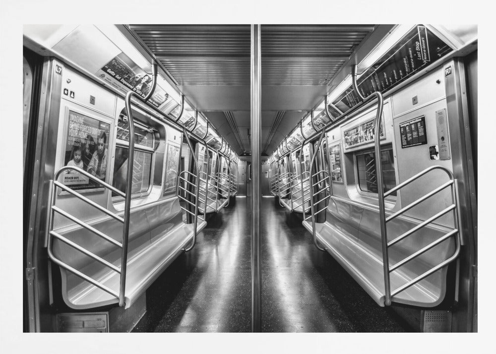 NYC subway N train Brooklyn New York - Poster / Art Print