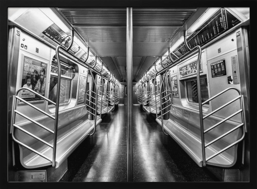 NYC subway N train Brooklyn New York - Poster / Art Print