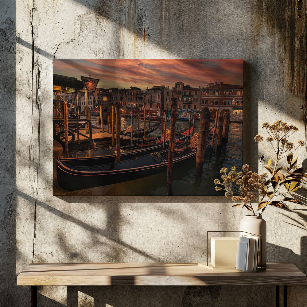 A Cozy Night in Venice - Poster / Art Print