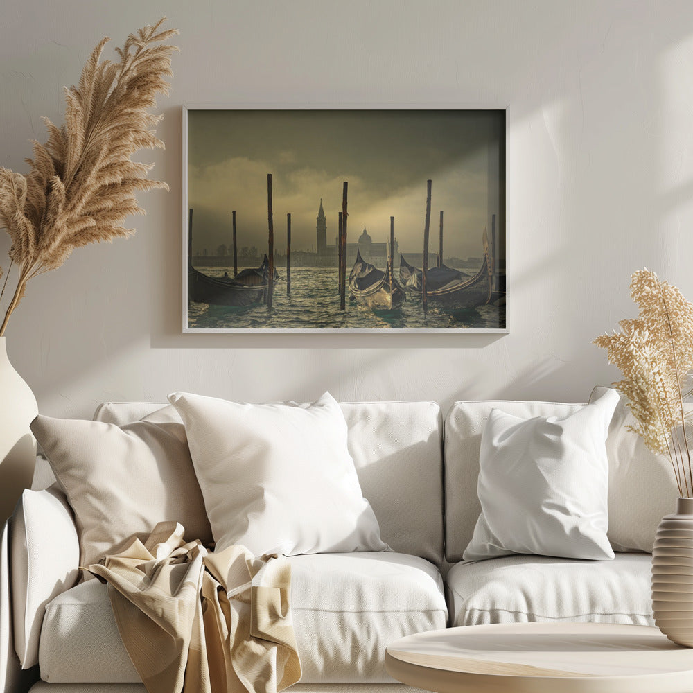 Light in the mist - Poster / Art Print