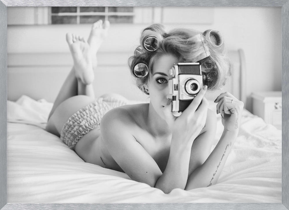 A chick, a click, and a curl - Poster / Art Print