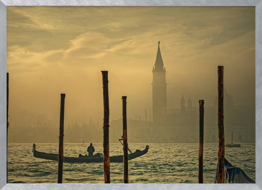Gondola in the mist - Poster / Art Print