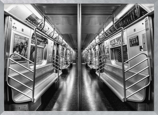 NYC subway N train Brooklyn New York - Poster / Art Print