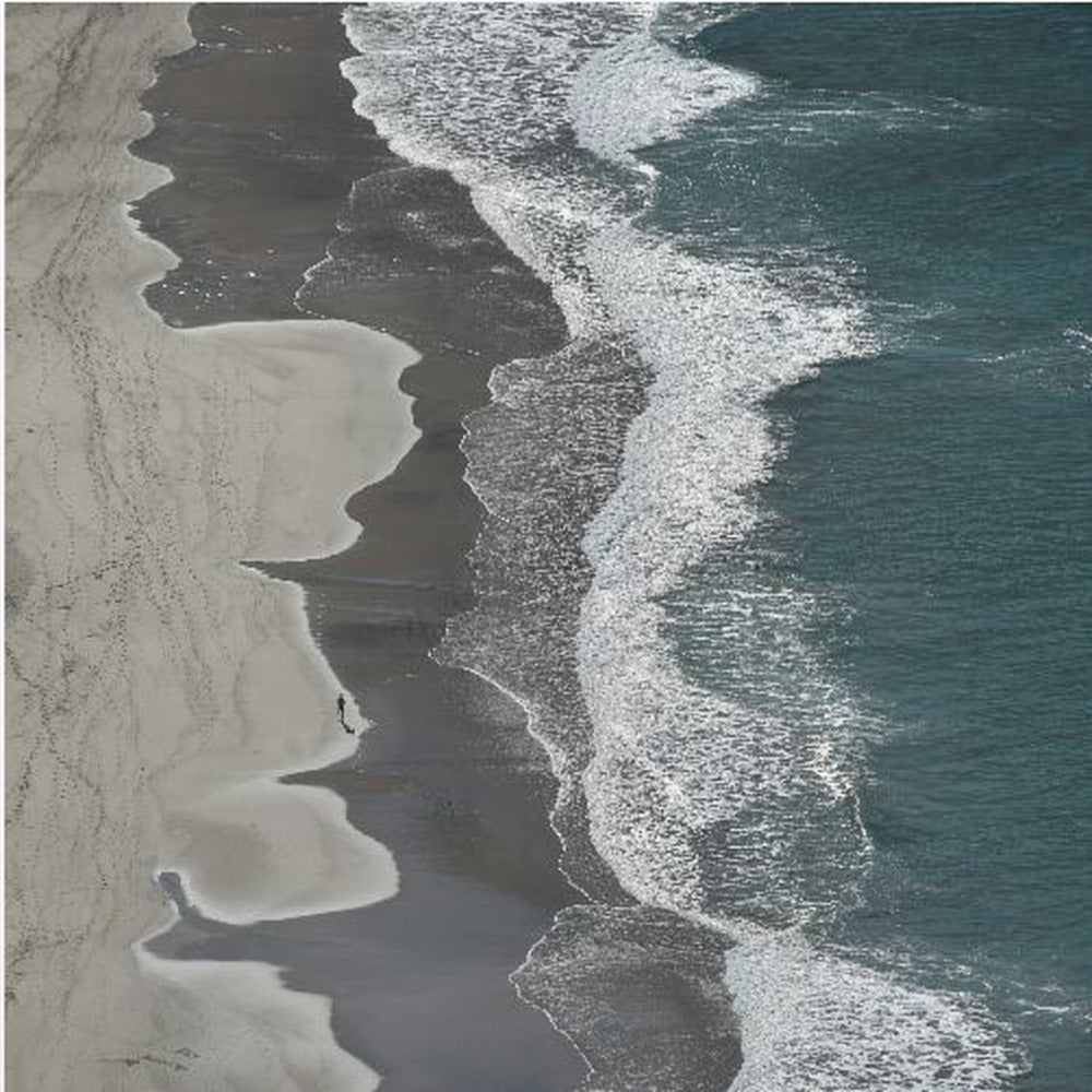 Running waves - Poster / Art Print