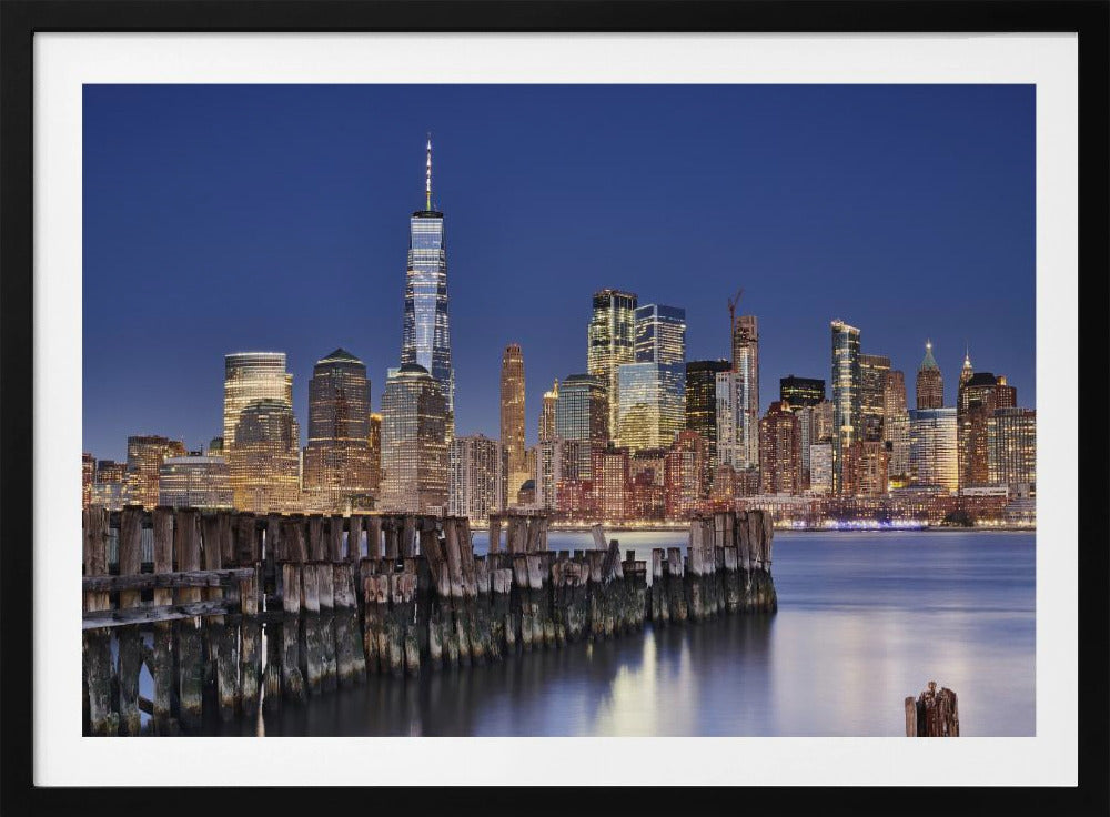Manhattan Skyline at night - Poster / Art Print